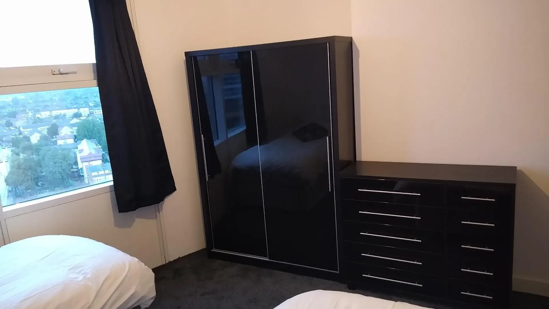 Homestay Room In Luxurious Penthouse Apartment London United Kingdom