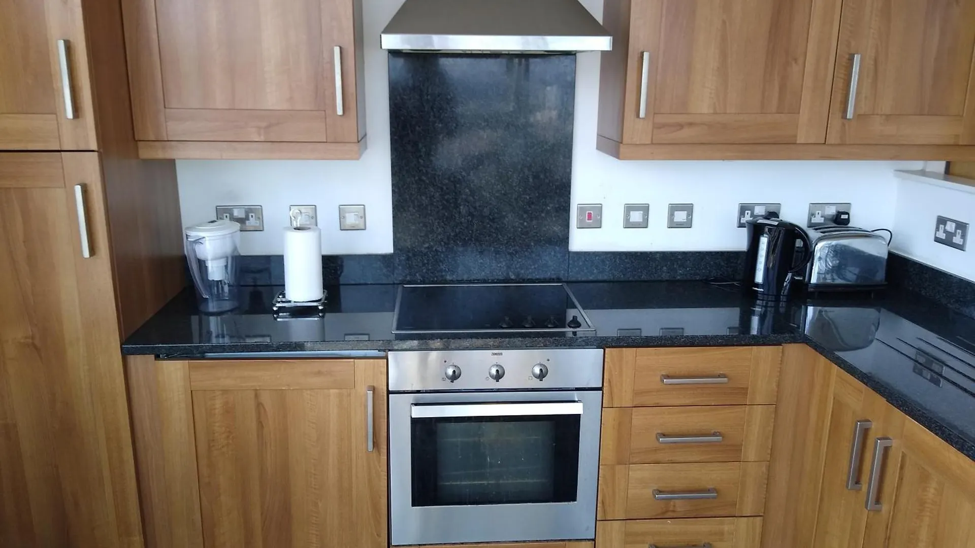 Homestay Room In Luxurious Penthouse Apartment London